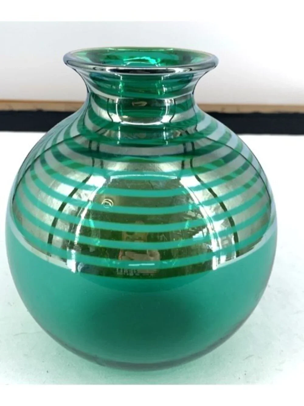 Steve Correia Iridescent Pulled Feather Art Glass Vase VM 3.88.5 Signed
